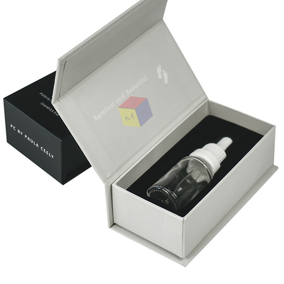 Single Magnetic Closure Essential Oil Packaging Boxes Rigid Cardboard With Foam Insert